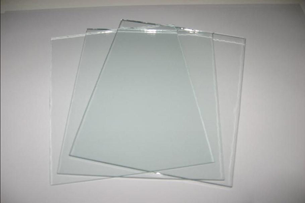 超薄浮法玻璃